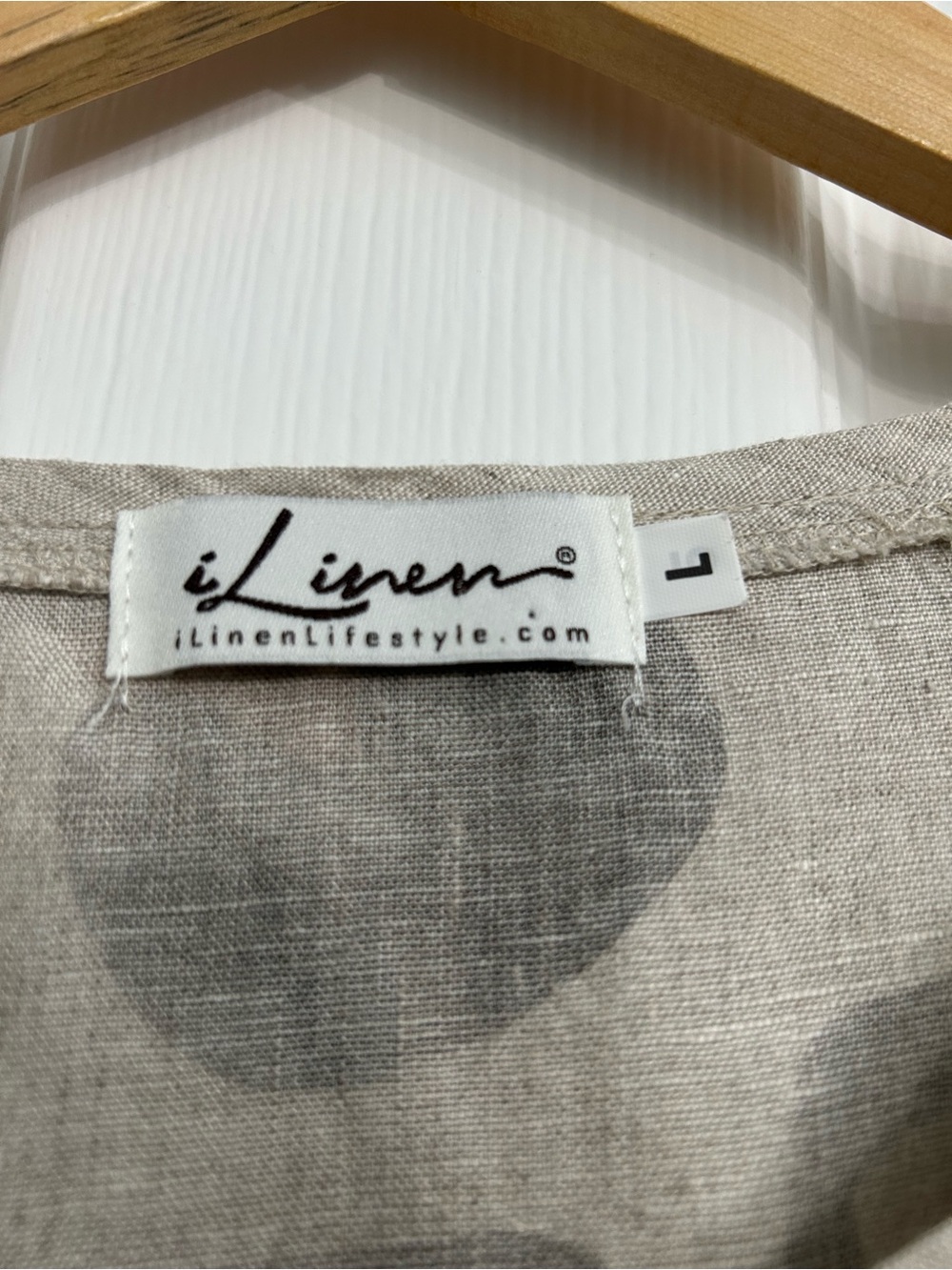 i-Linen Natural Lifestyle Collection sleeveless
Crewneck Dress - Picture 3 of 10